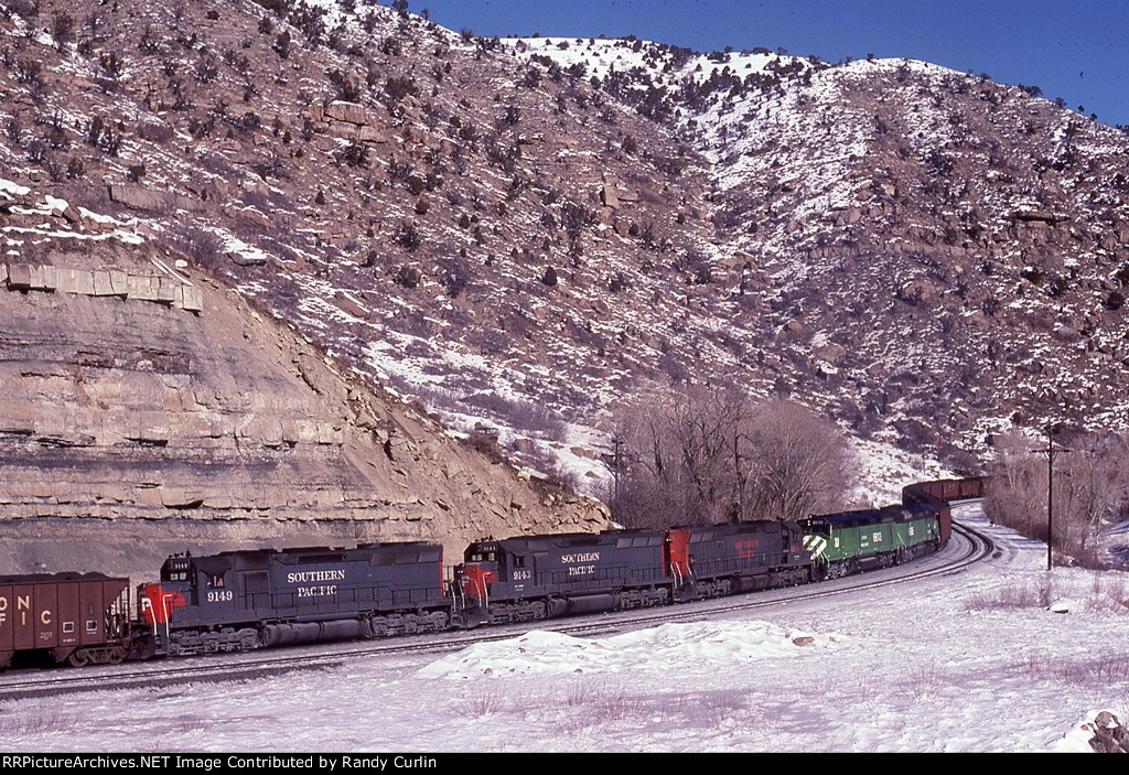 Early mix of UTAH Ry sd45s and F45s
